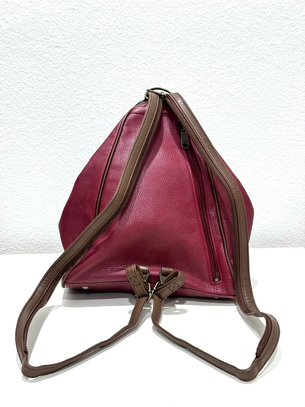 Vintage 90s Y2K Albero red pebbled leather  convertible backpack sling bag